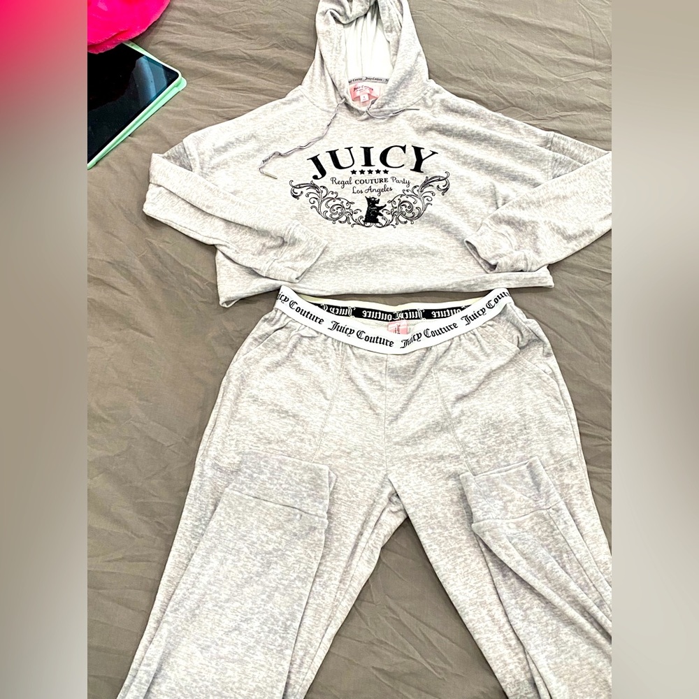 Juicy Couture Lounge 2 Piece Set